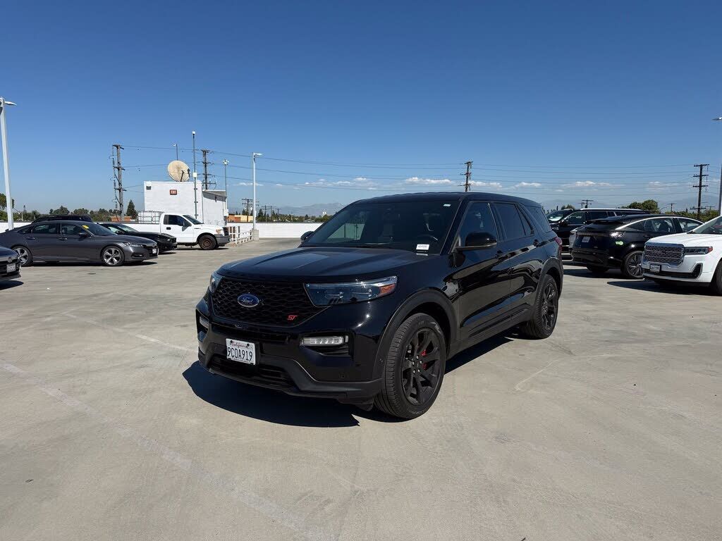 2022 FORD Explorer