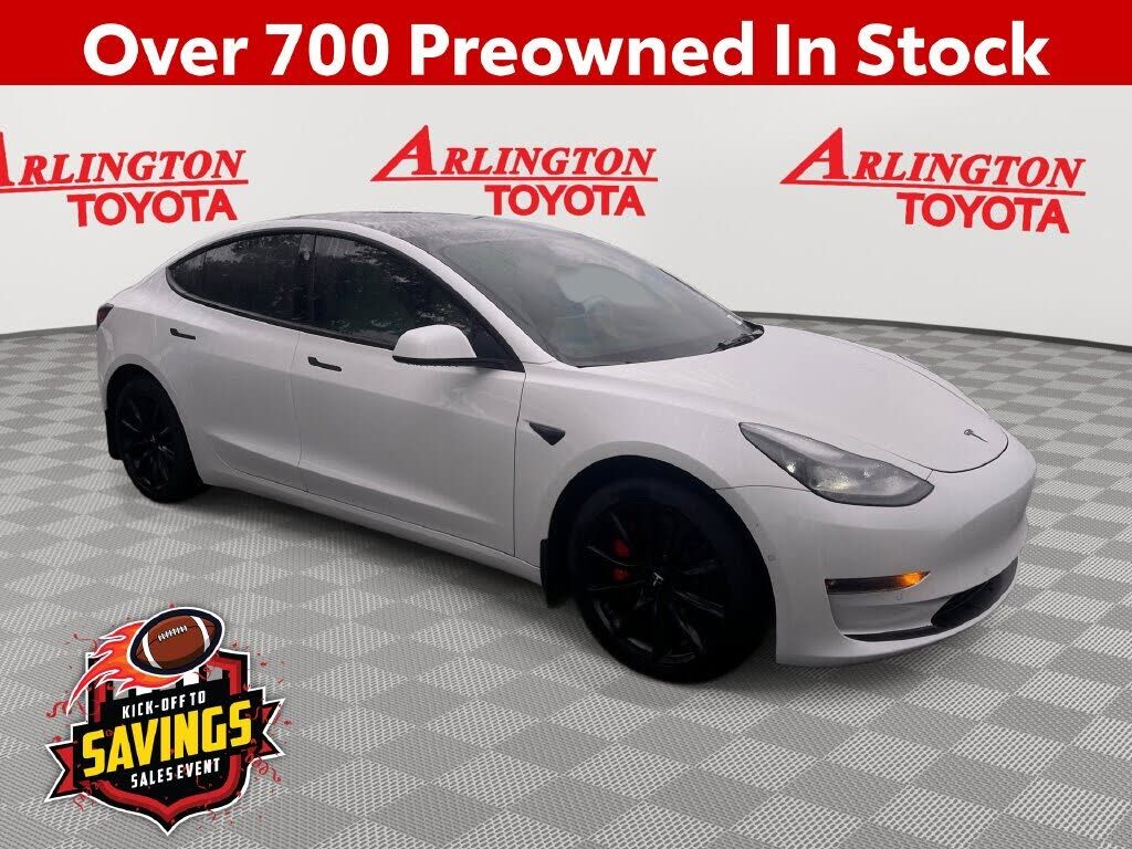 2022 TESLA Model 3