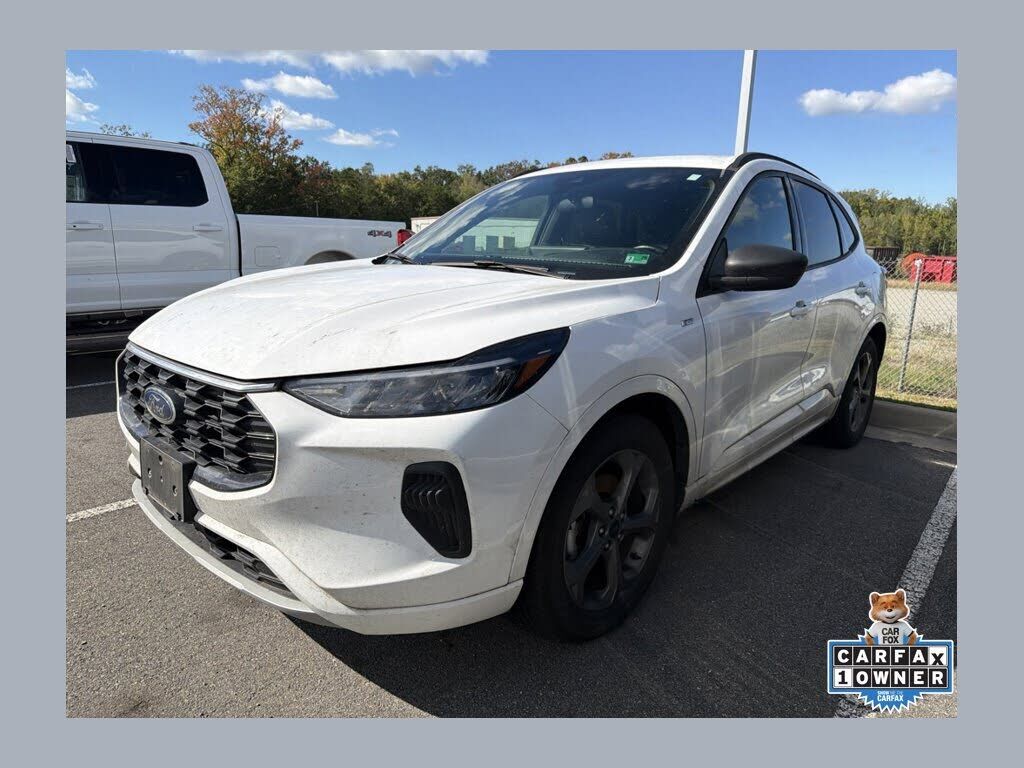 2023 FORD Escape