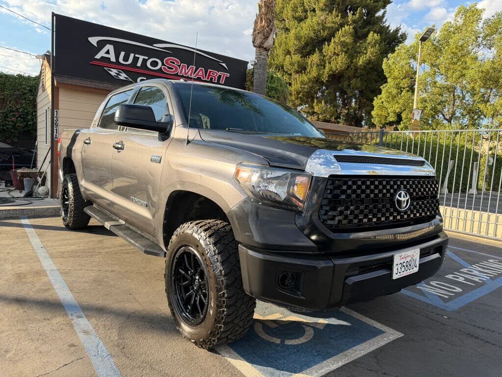 2015 TOYOTA Tundra