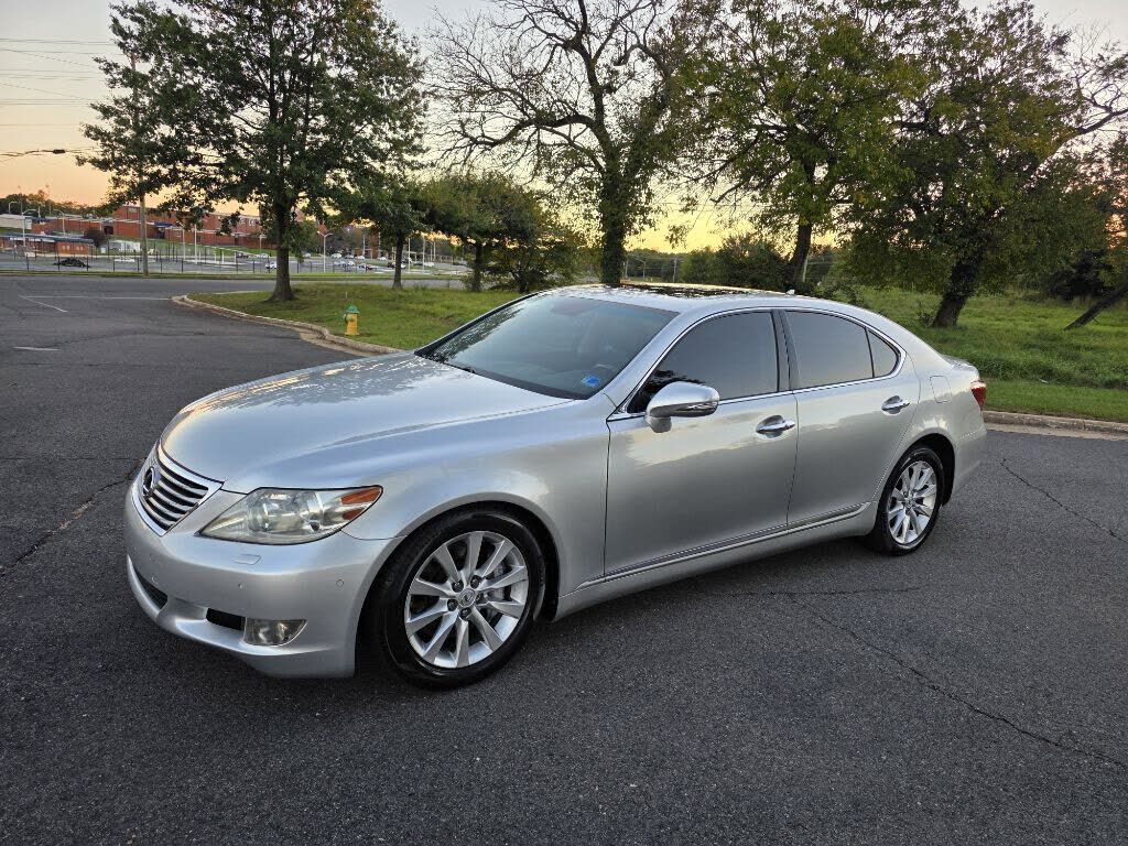 2010 LEXUS LS