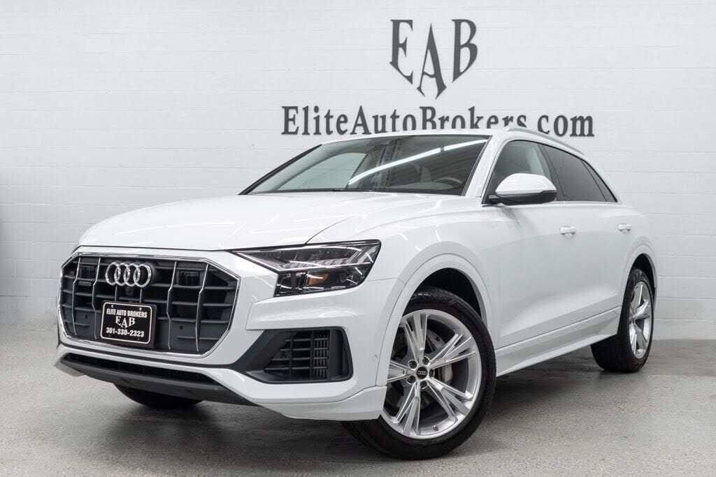2023 AUDI Q8
