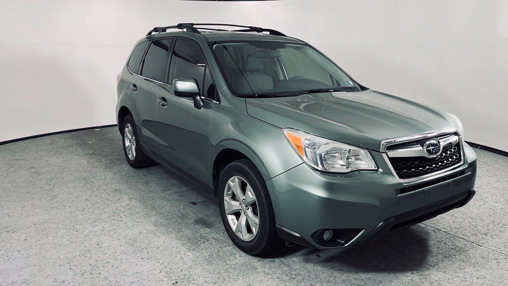 2015 SUBARU Forester