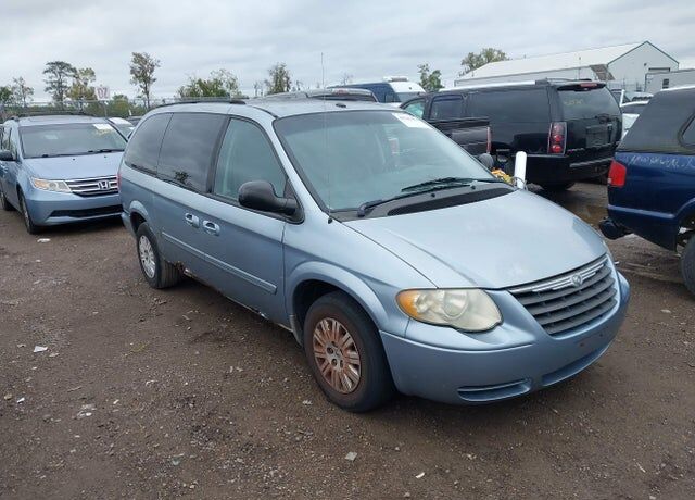 2006 CHRYSLER Town and Country