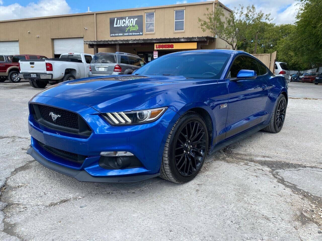 2017 FORD Mustang