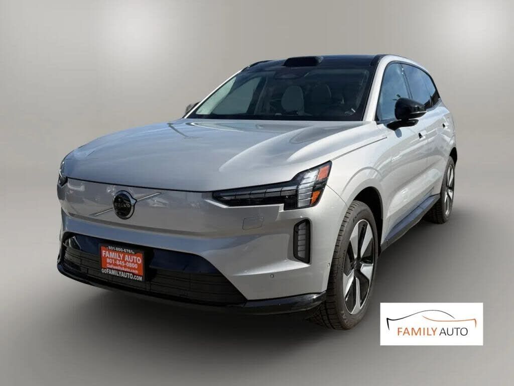 2025 VOLVO EX90