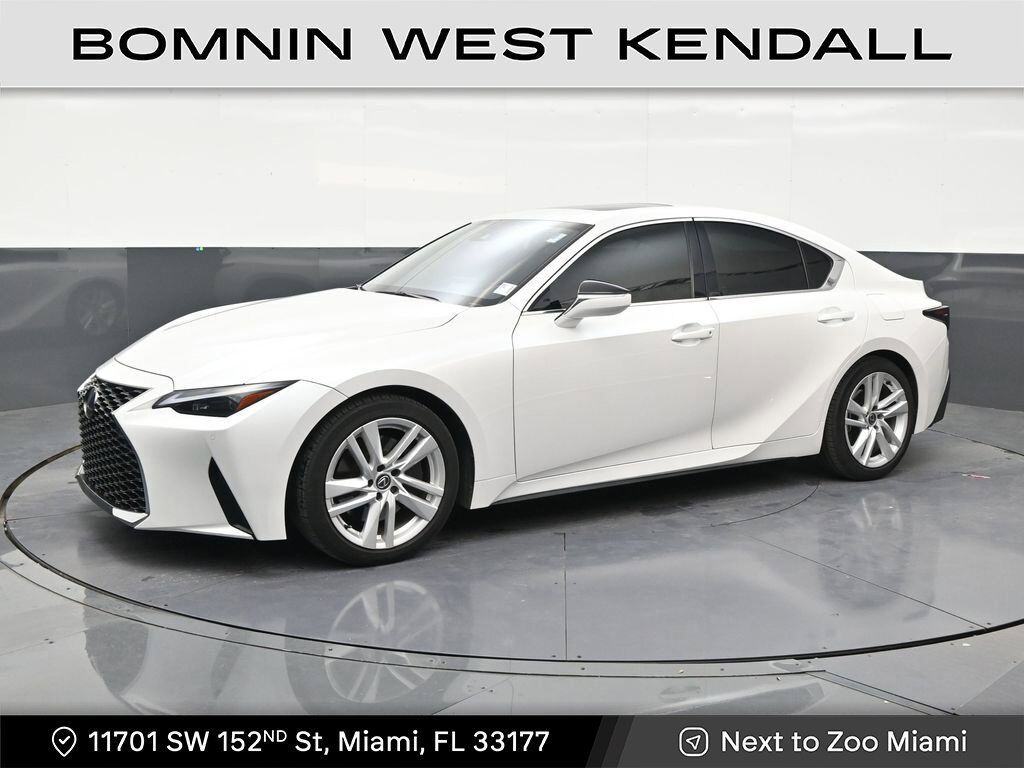 2024 LEXUS IS