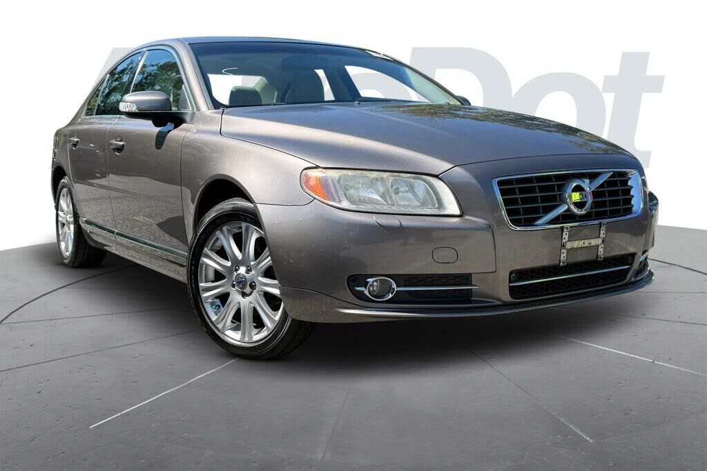2011 VOLVO S80