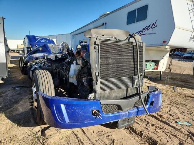 2022 PETERBILT 579