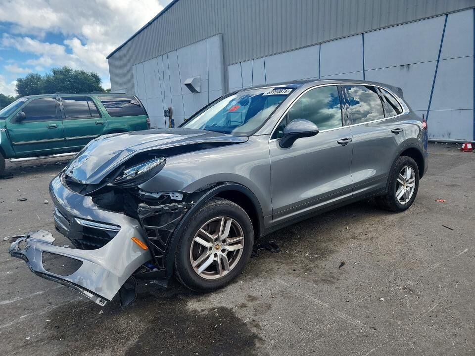 2018 PORSCHE Cayenne