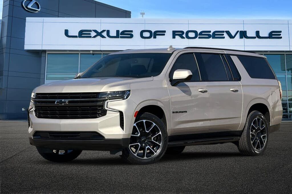 2021 CHEVROLET Suburban