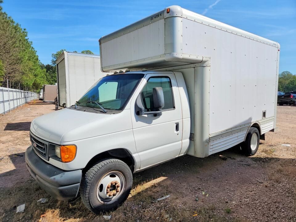 2007 FORD E-450