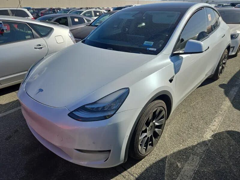 2021 TESLA Model Y