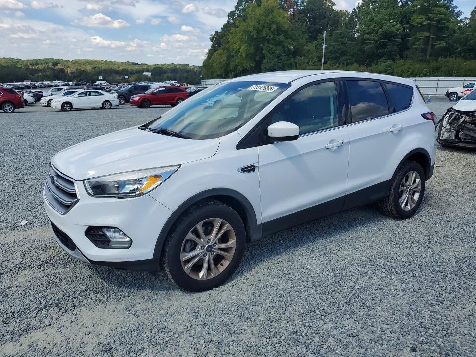 2017 FORD Escape