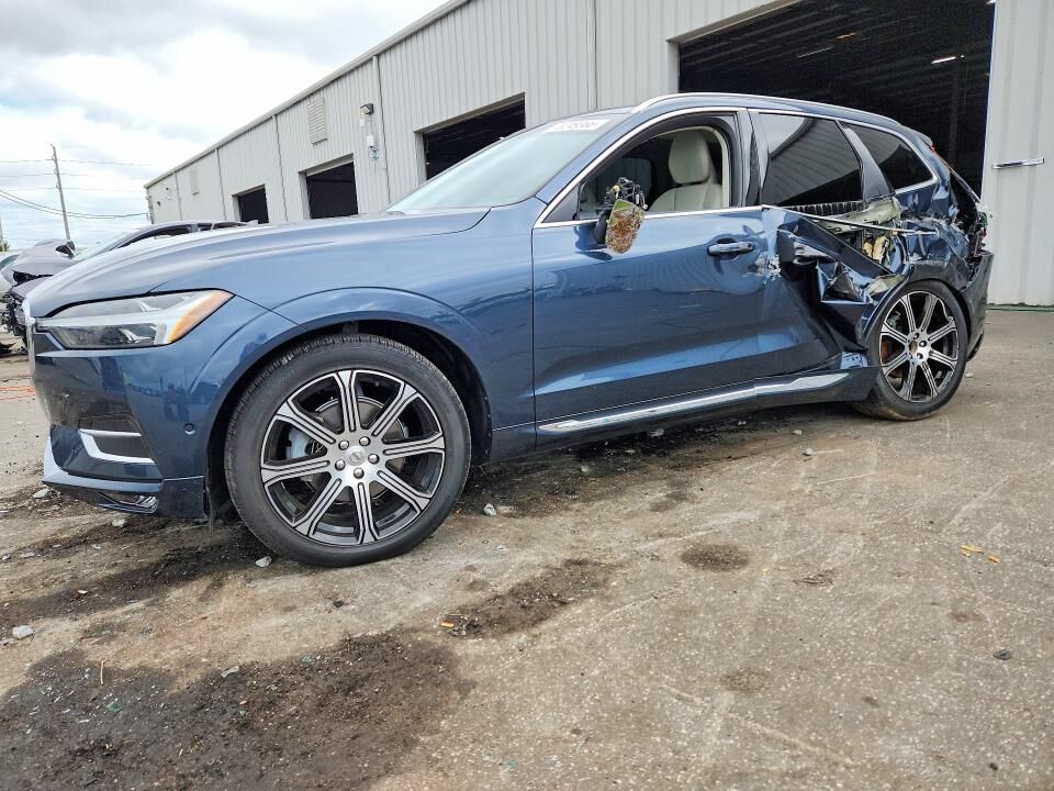 2021 VOLVO XC60