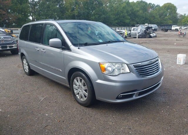 2014 CHRYSLER Town and Country