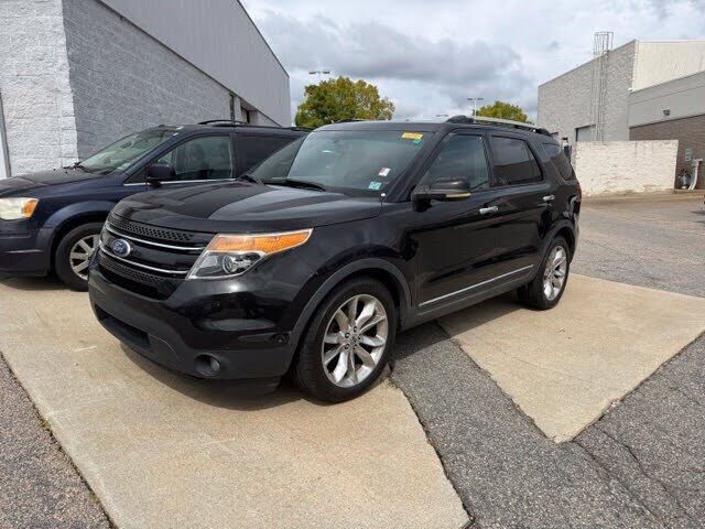 2011 FORD Explorer