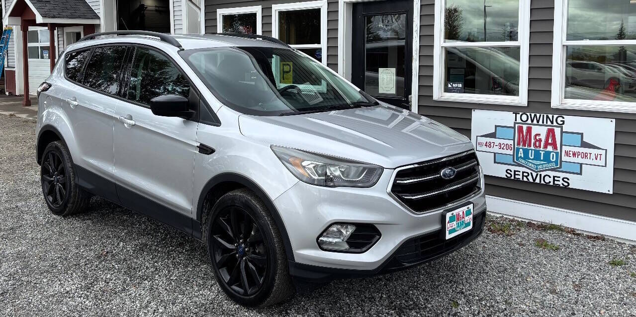 2017 FORD Escape