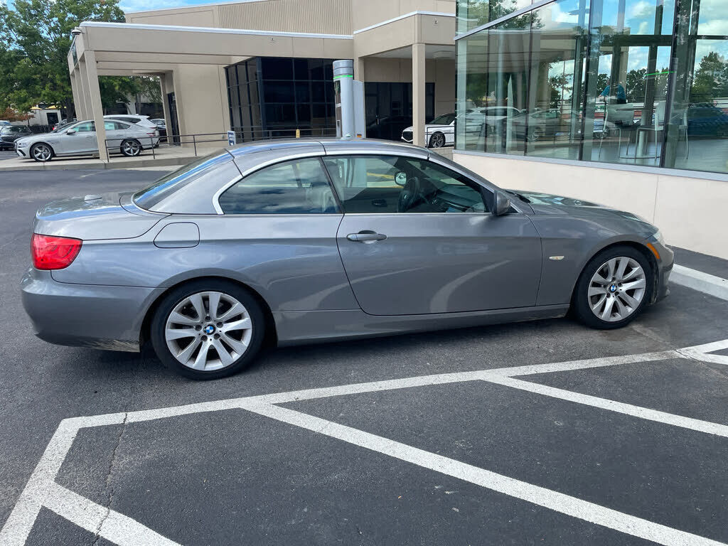 2012 BMW 3 Series