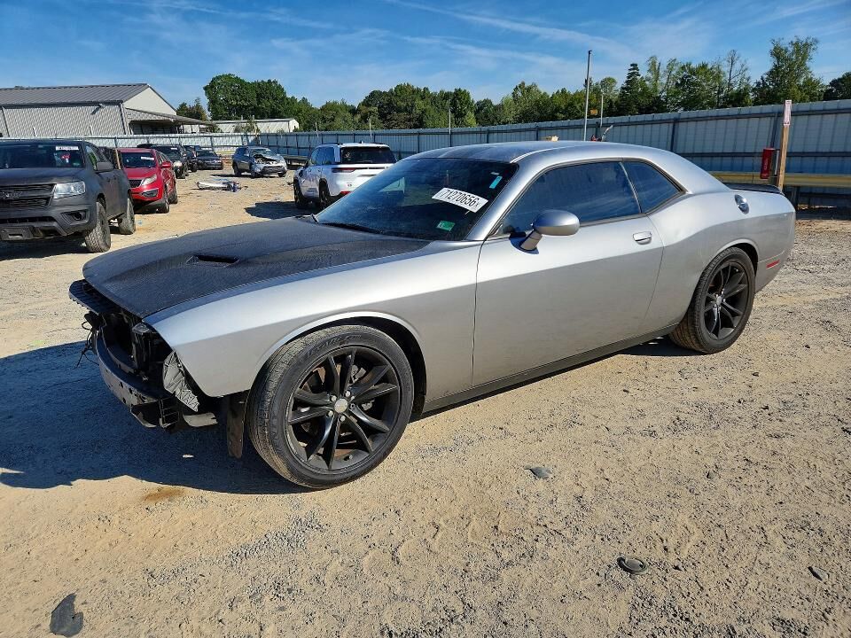 2016 DODGE Challenger