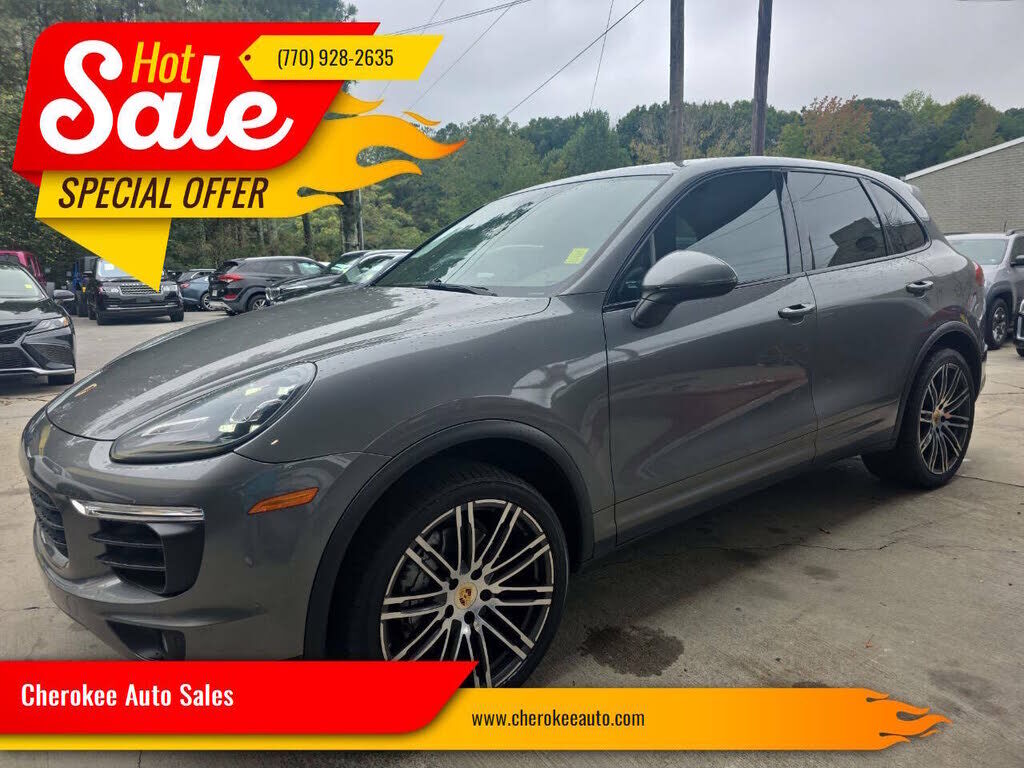 2017 PORSCHE Cayenne