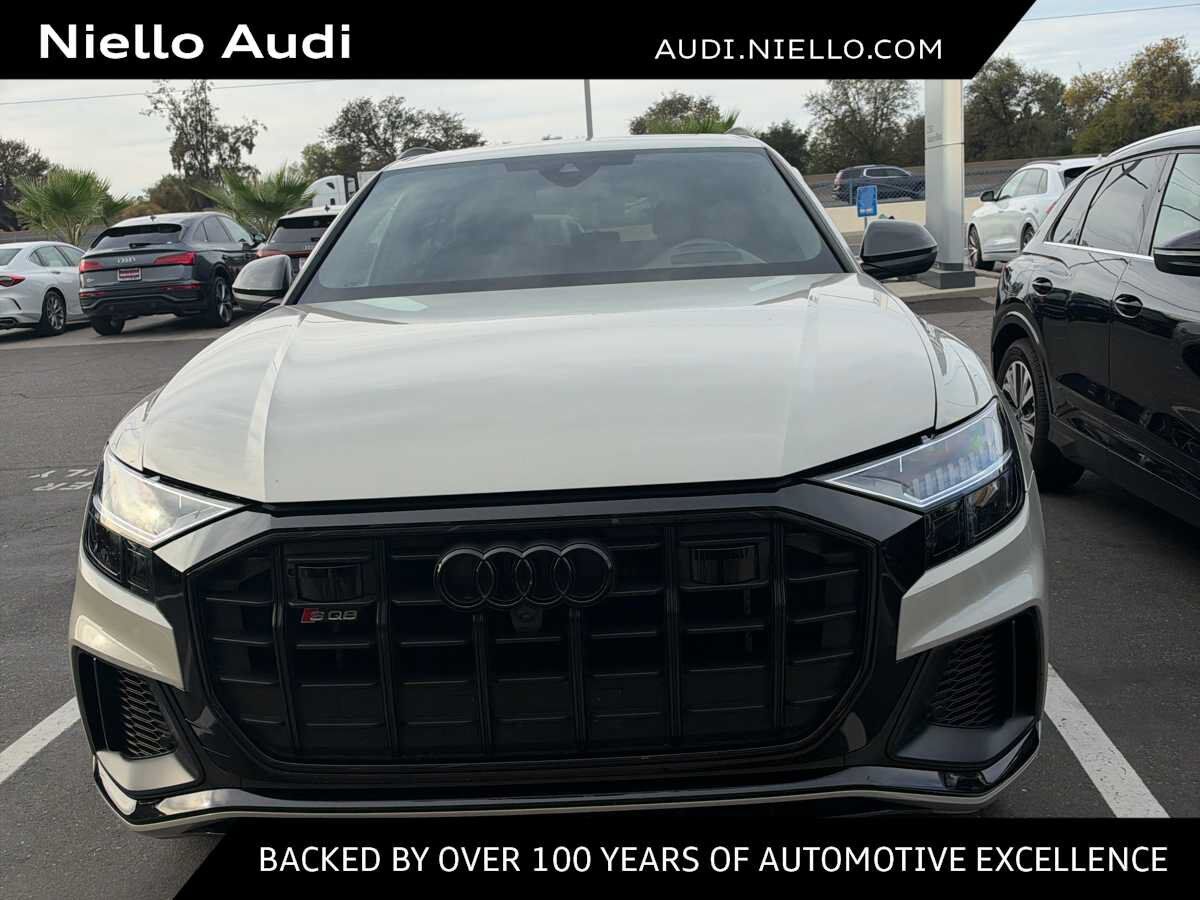 2022 AUDI SQ8