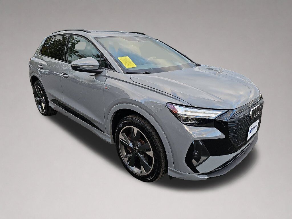 2023 AUDI Q4