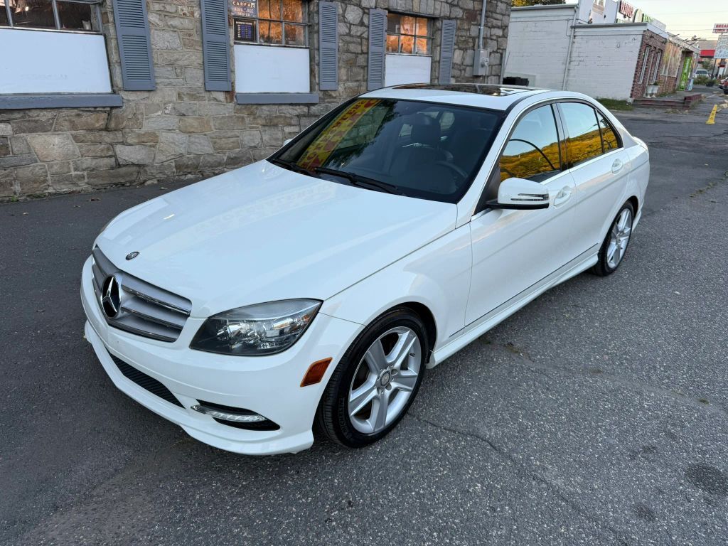 2011 MERCEDES-BENZ C-Class