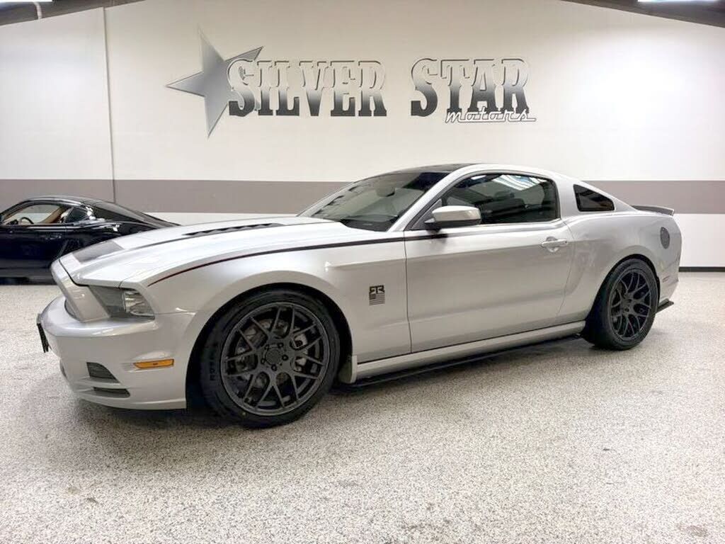 2013 FORD Mustang