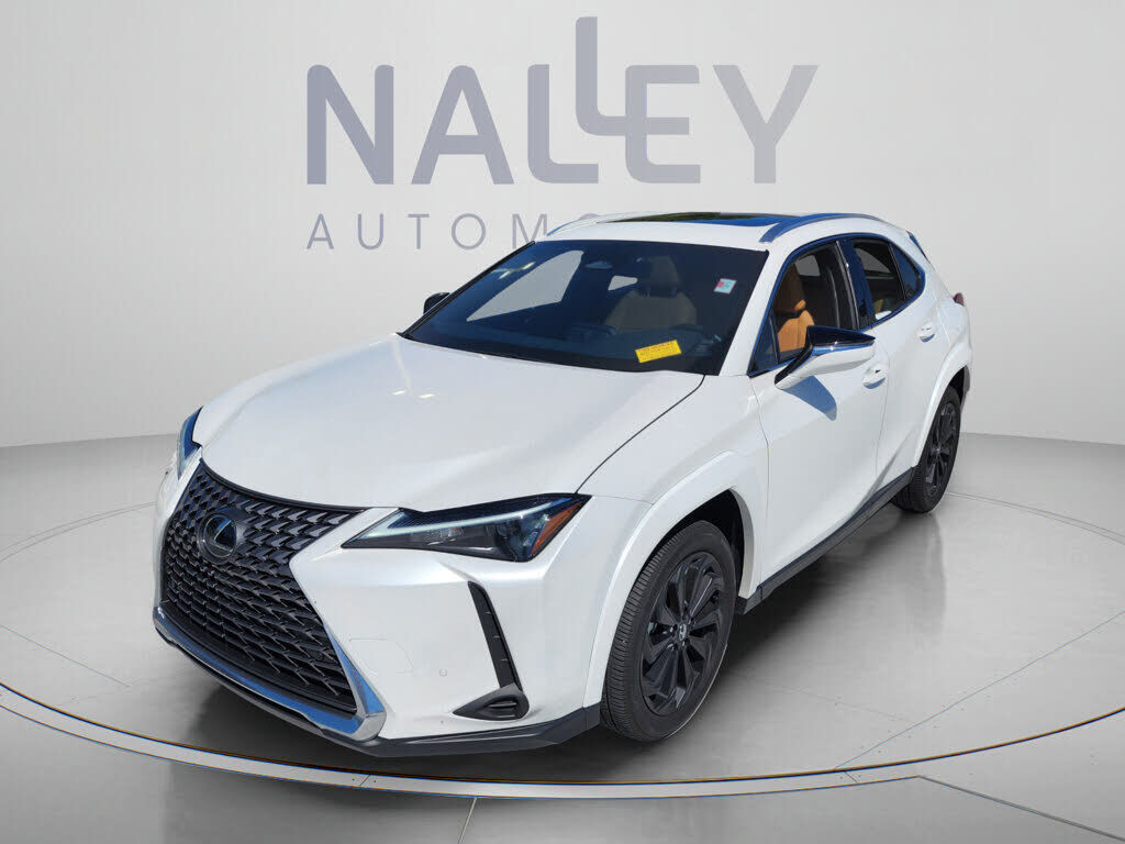 2025 LEXUS UX