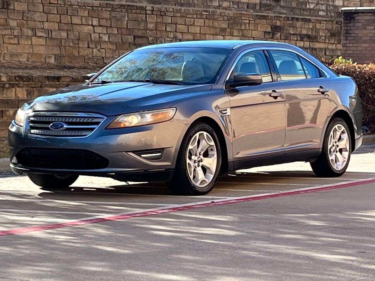 2012 FORD Taurus