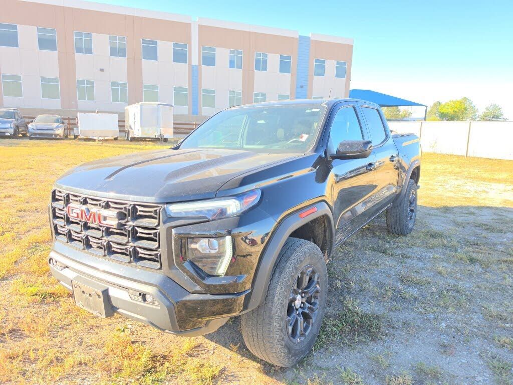 2023 GMC Canyon