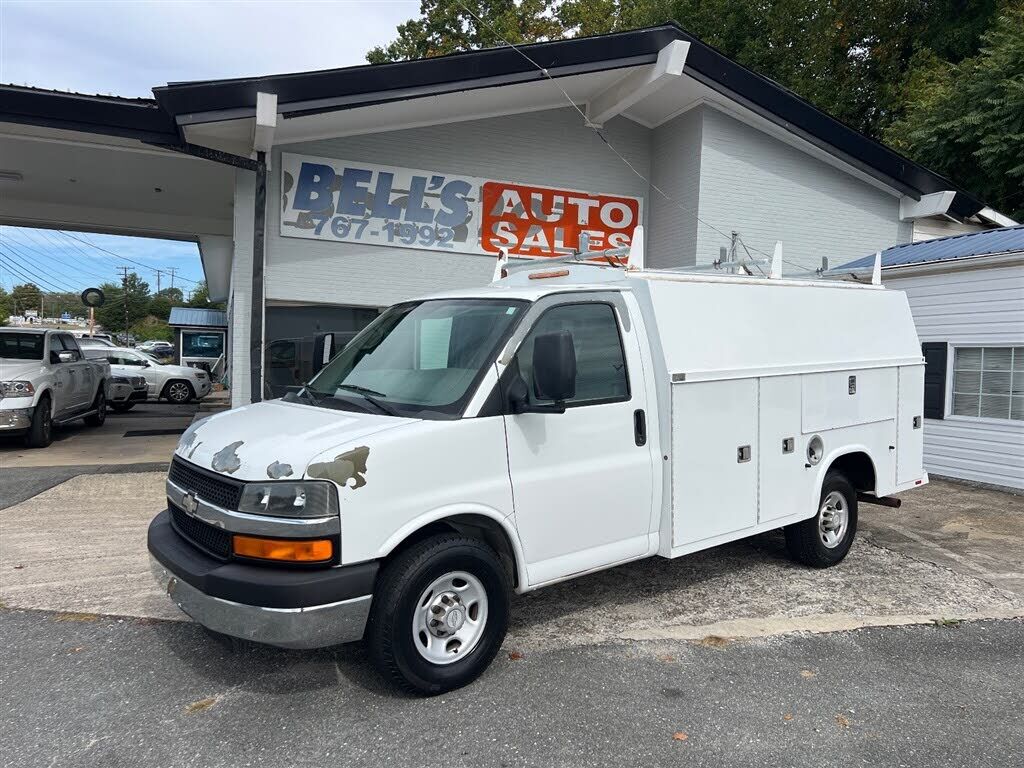 2011 CHEVROLET Express