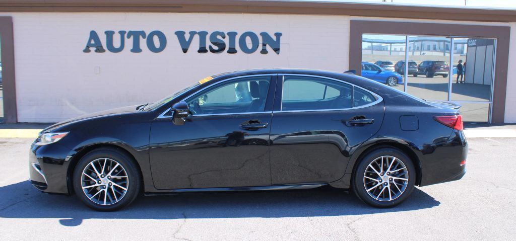 2016 LEXUS ES