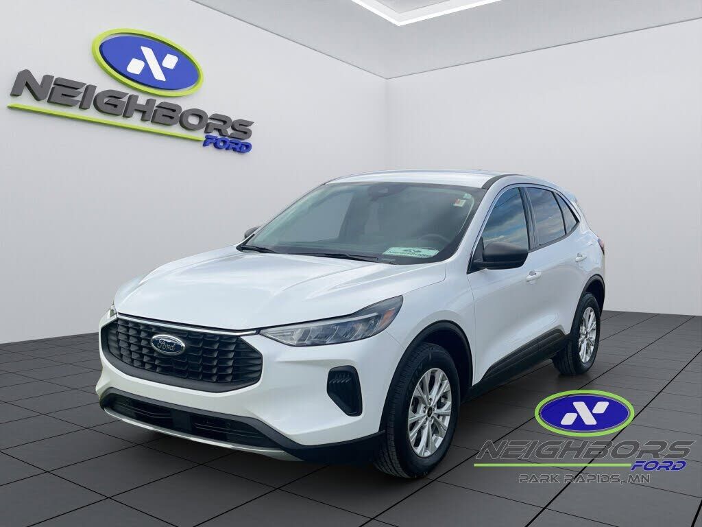 2024 FORD Escape