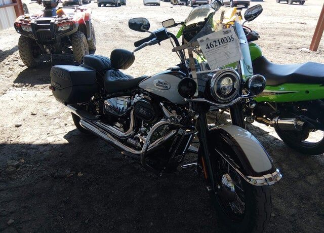 2021 HARLEY DAVIDSON FLHCS / Heritage Classic 114