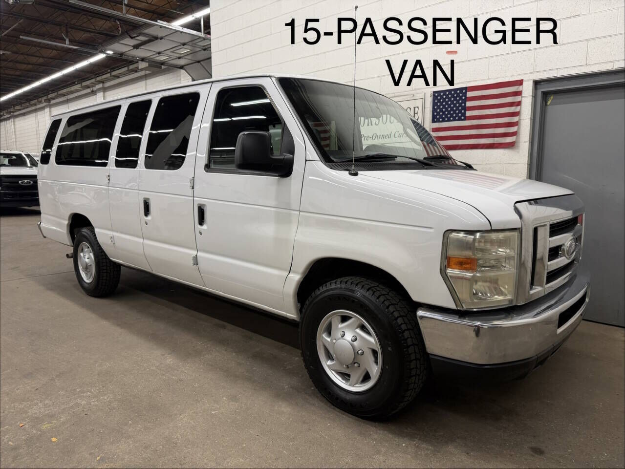 2013 FORD E-350