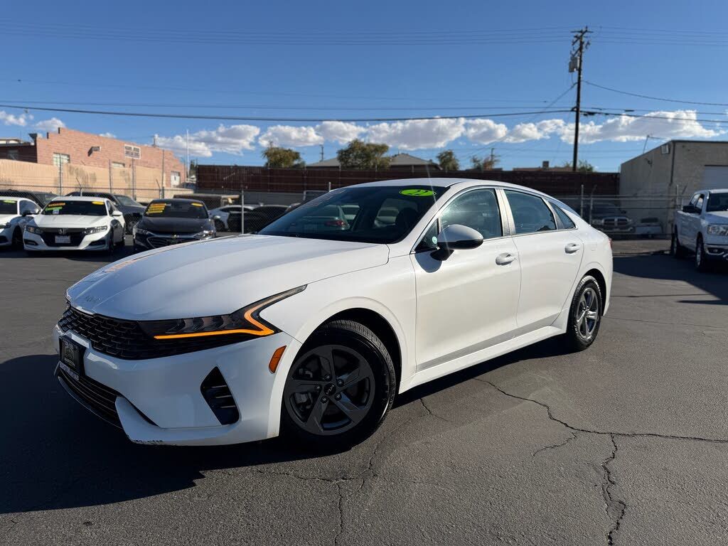 2022 KIA K5