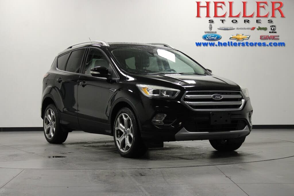 2017 FORD Escape