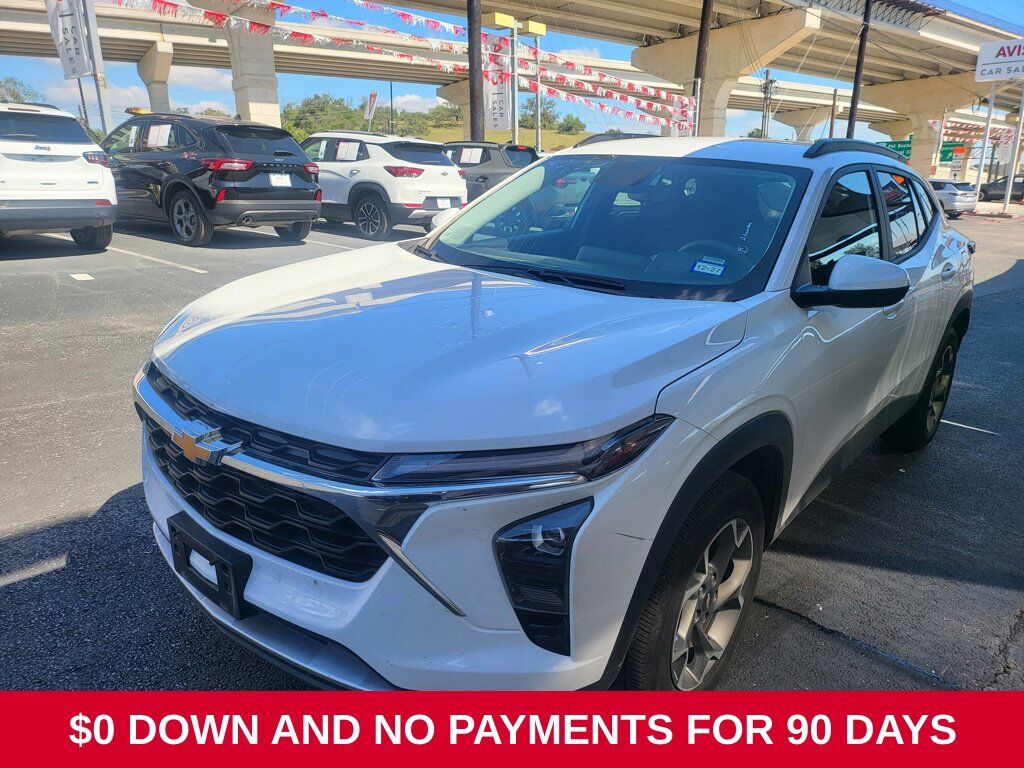 2026 CHEVROLET Trax