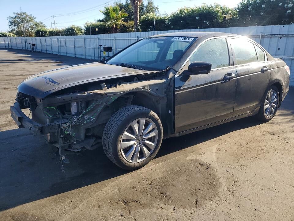 2011 HONDA Accord