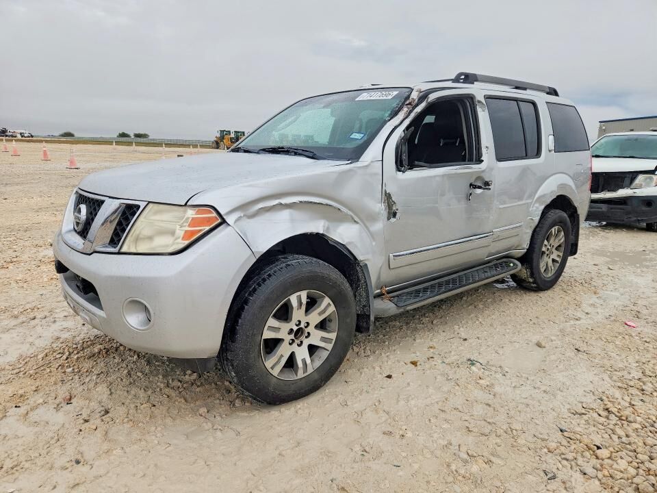 2012 NISSAN Pathfinder
