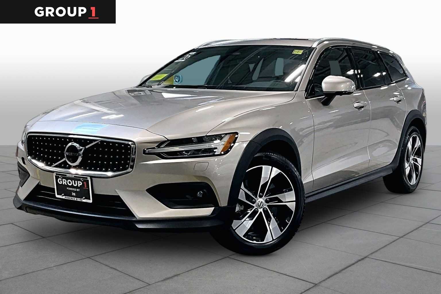 2026 VOLVO V60CC