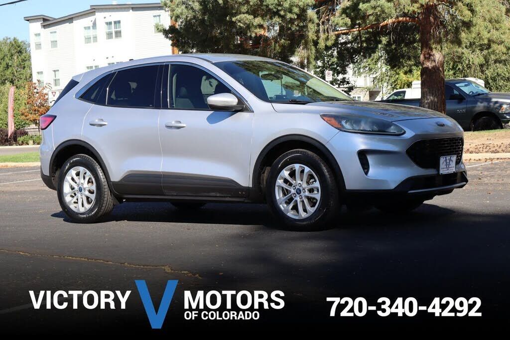 2020 FORD Escape
