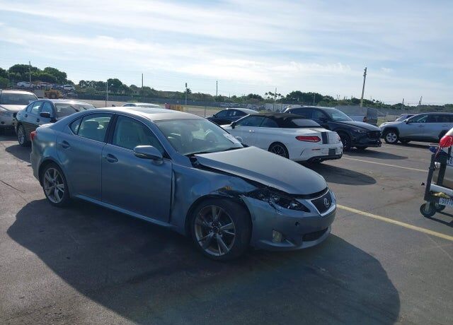 2010 LEXUS IS