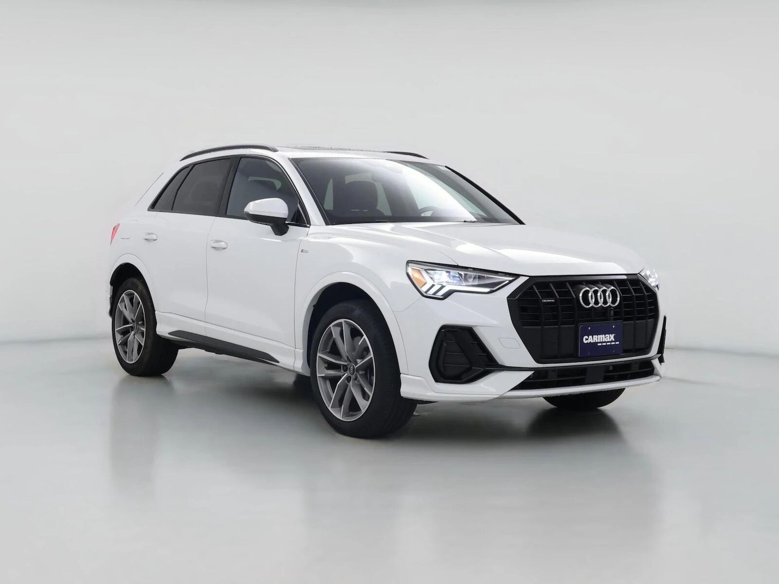 2023 AUDI Q3