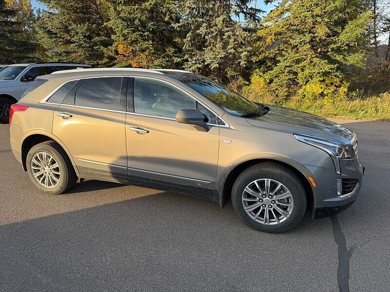 2017 CADILLAC XT5