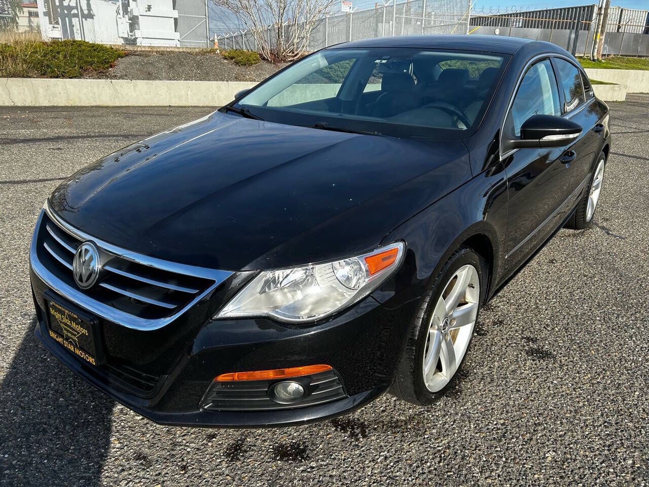 2011 VOLKSWAGEN Passat