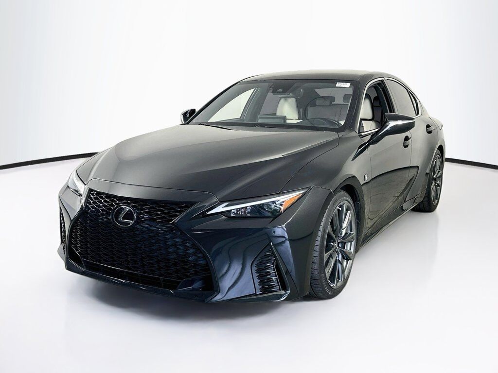 2021 LEXUS IS