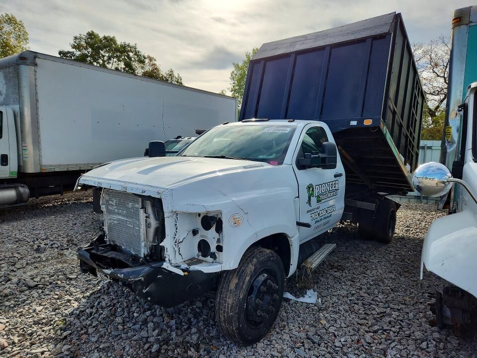 2024 GMC Silverado Medium Duty